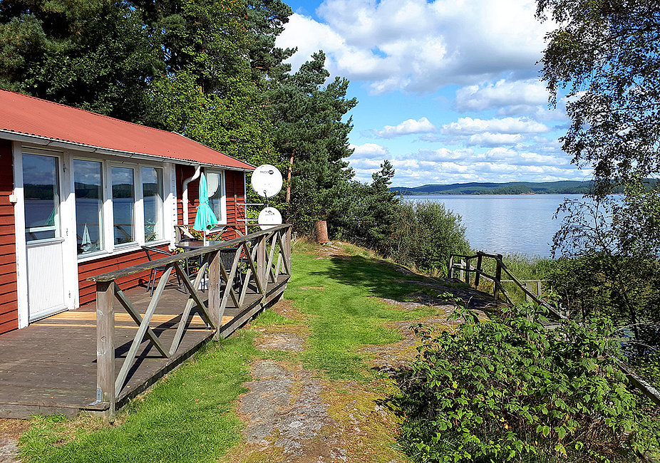 Herrliches Ferienhaus Sjöstugan am Ufer des Mjörn in Schweden.