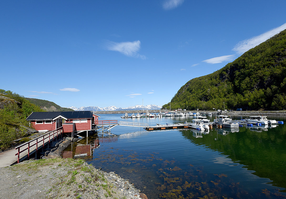 Bootsanlage und Servicehaus in Skjervøy.