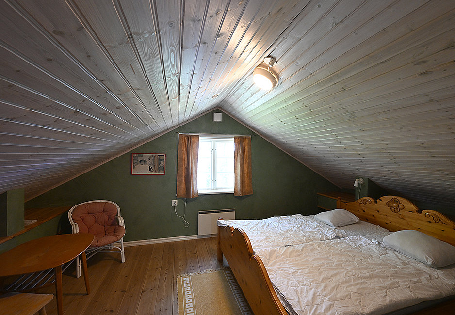 Die beiden Schlafzimmer im Obergeschoss des Timmerhuset in Schweden.