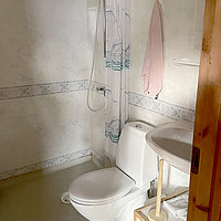 Bad mit Dusche / WC im Finnkroken Haus 2.