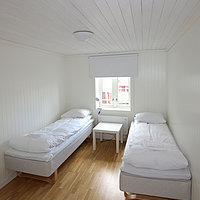 Auch das 2. Schlafzimmer ist mit 2 Einzelbetten ausgestattet.