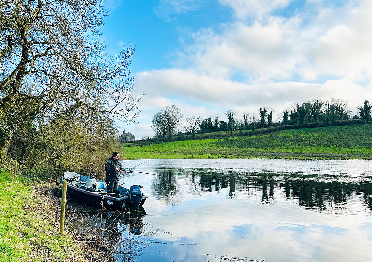 Hechtangeln an der Cavan-Seenplatte in Irland - jetzt Angelurlaub buchen!