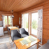 Haus 4 mit gemütlichem Wohnzimmer zum Wohlfühlen.
