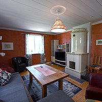 Gemütlicher Wohnraum mit viel Platz für 3-4 Angler im Timmerhuset am Stor-Lungen.