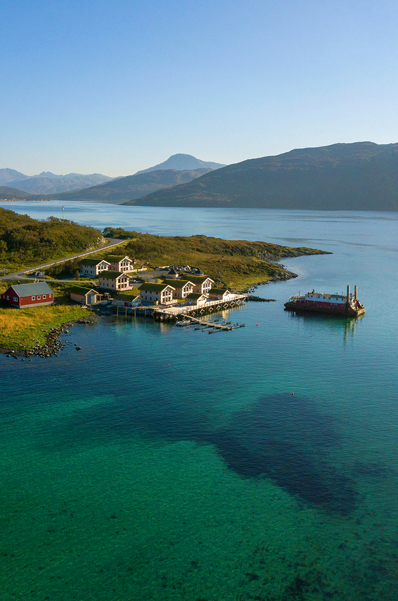 Luftbild von Mikkelvik Brygge bei Tromsø.